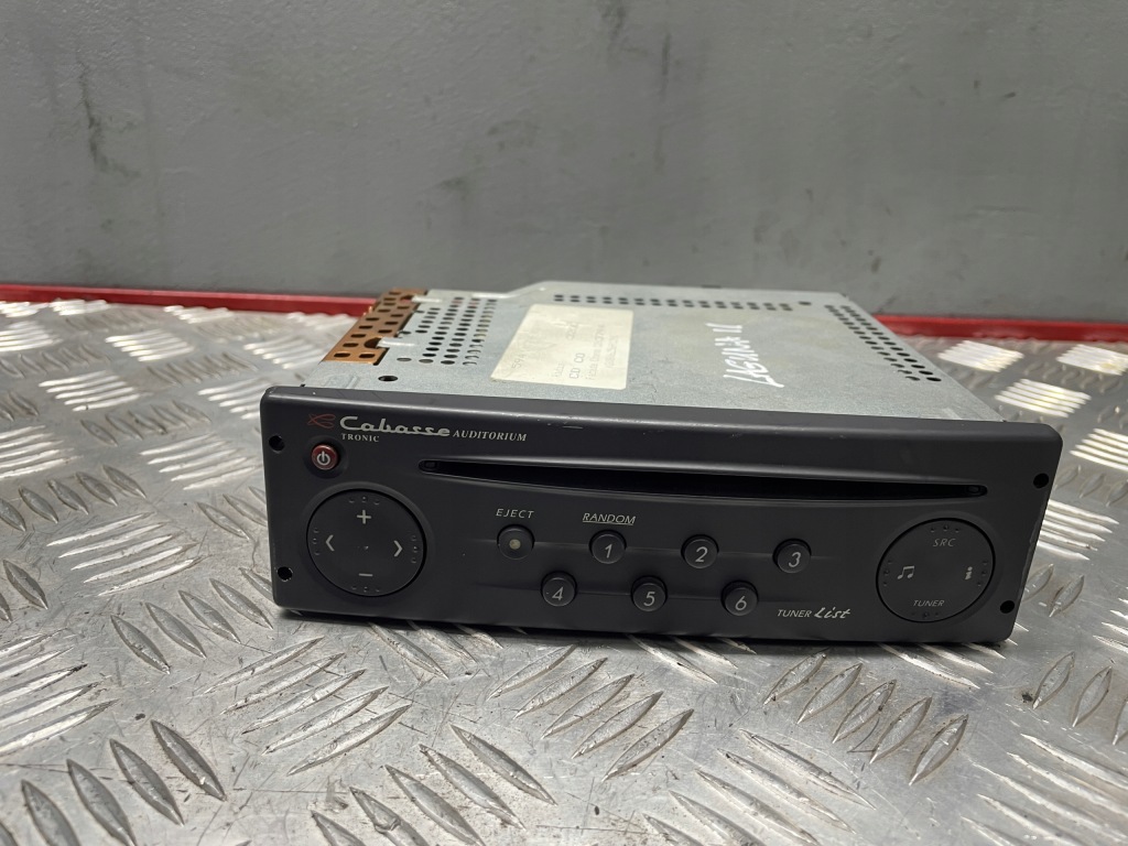 фото №1, Радіопрогравач заводський 8200063200 renault laguna ii