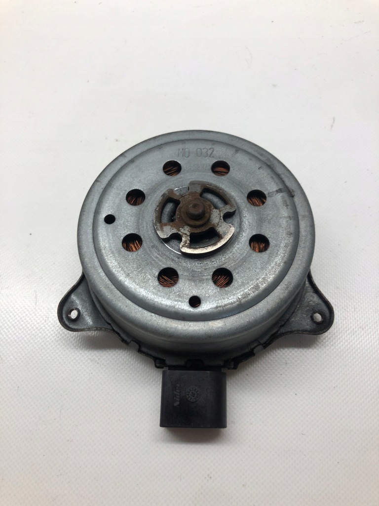 фото №1, Модуль вентилятора m160982 a10111406f audi a6 c7