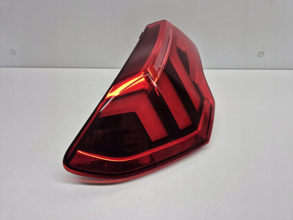 Audi q3 2 83a фара задня ліва led оригінал 83a945091 європа 2018- Зі Шроту