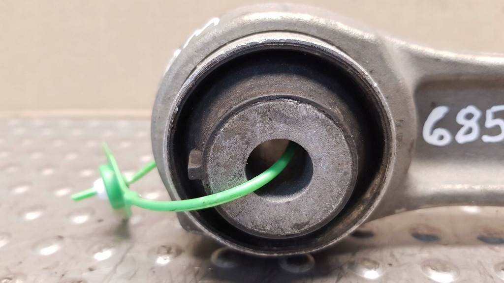 фото №7, Рычаг левый нижний перед 6850605 bmw 5 f10 f11