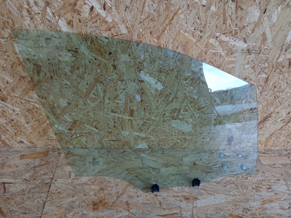 фото №1, Peugeot 208 стекло правый перед 43r000464