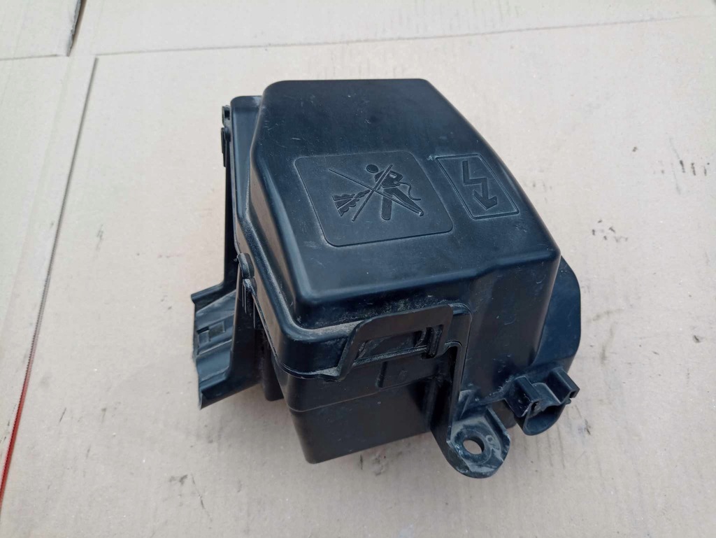 фото №3, Корпус коробка предохранителей renault clio iv captur