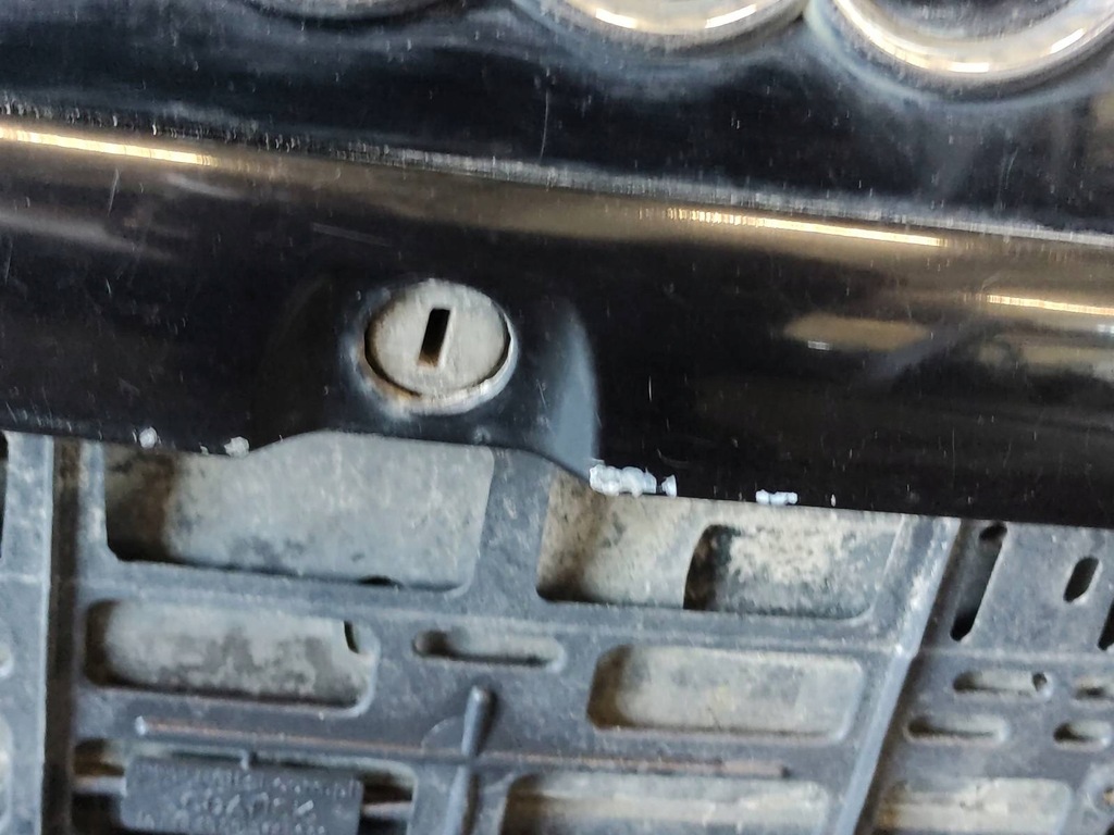 фото №9, Кришка багажника багажника + 2 лампи audi a3 8l hb 3d ly9b