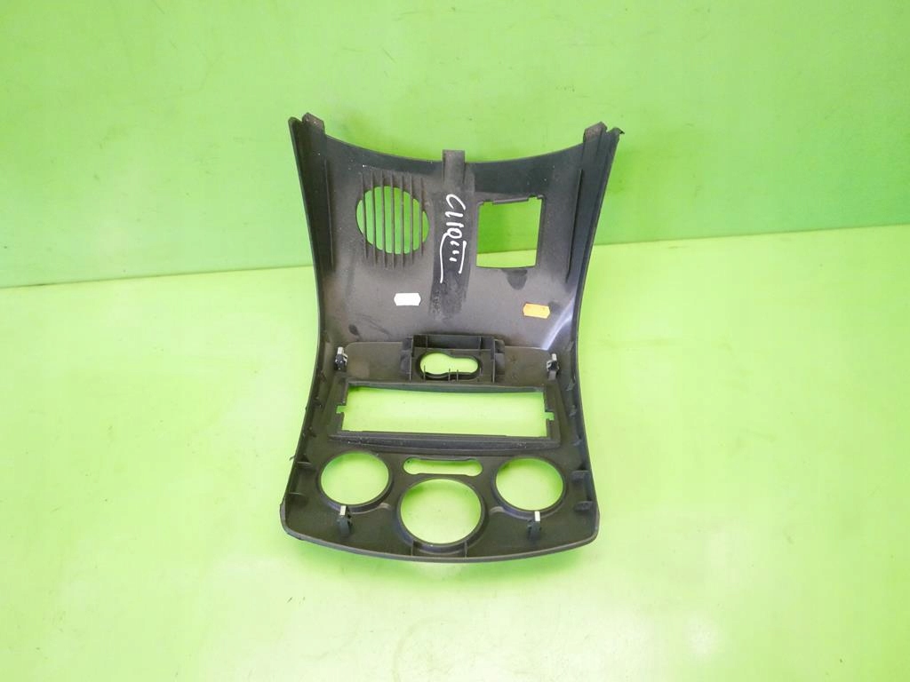 фото №10, Рамка консоли средняя renault clio iii phi 05-09