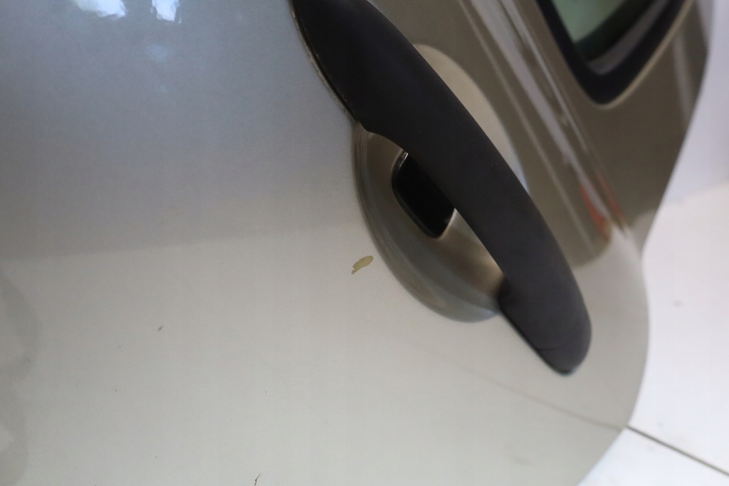 фото №6, Дверь левый задняя renault clio iii ted11