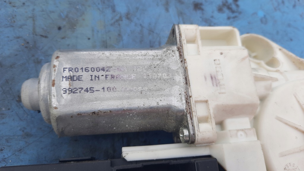 фото №4, Моторчик стекло левый перед volvo s40 ii 2.4b 05r