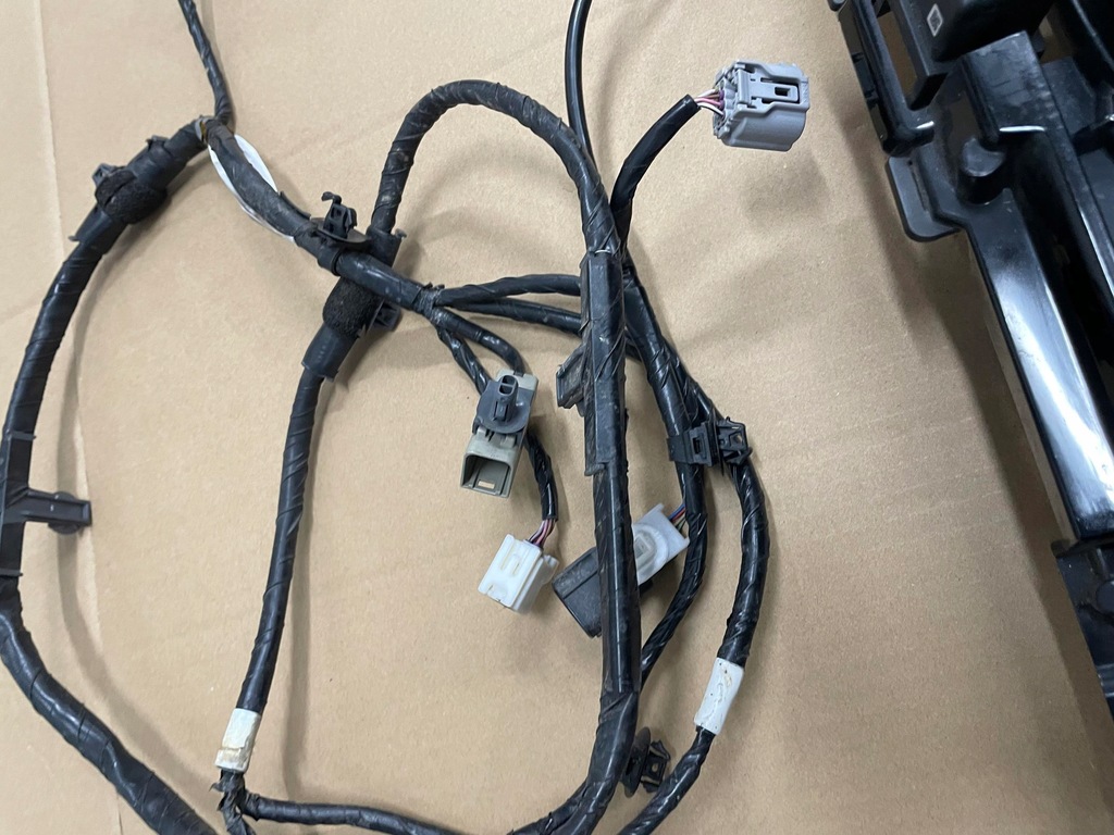 фото №9, Mazda 3 bp 19- решітка радіатора бампера камера електропроводка pdc bckn-50711