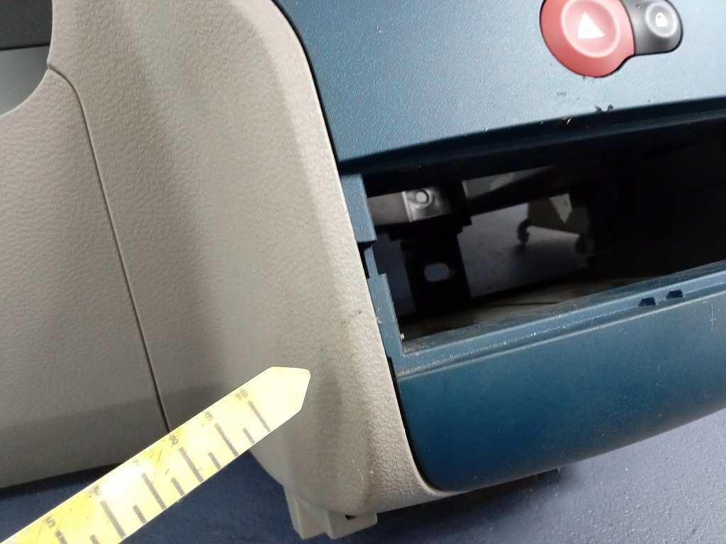 фото №4, Renault modus 04- приборная панель консоль подушки безопасности ремни kpl