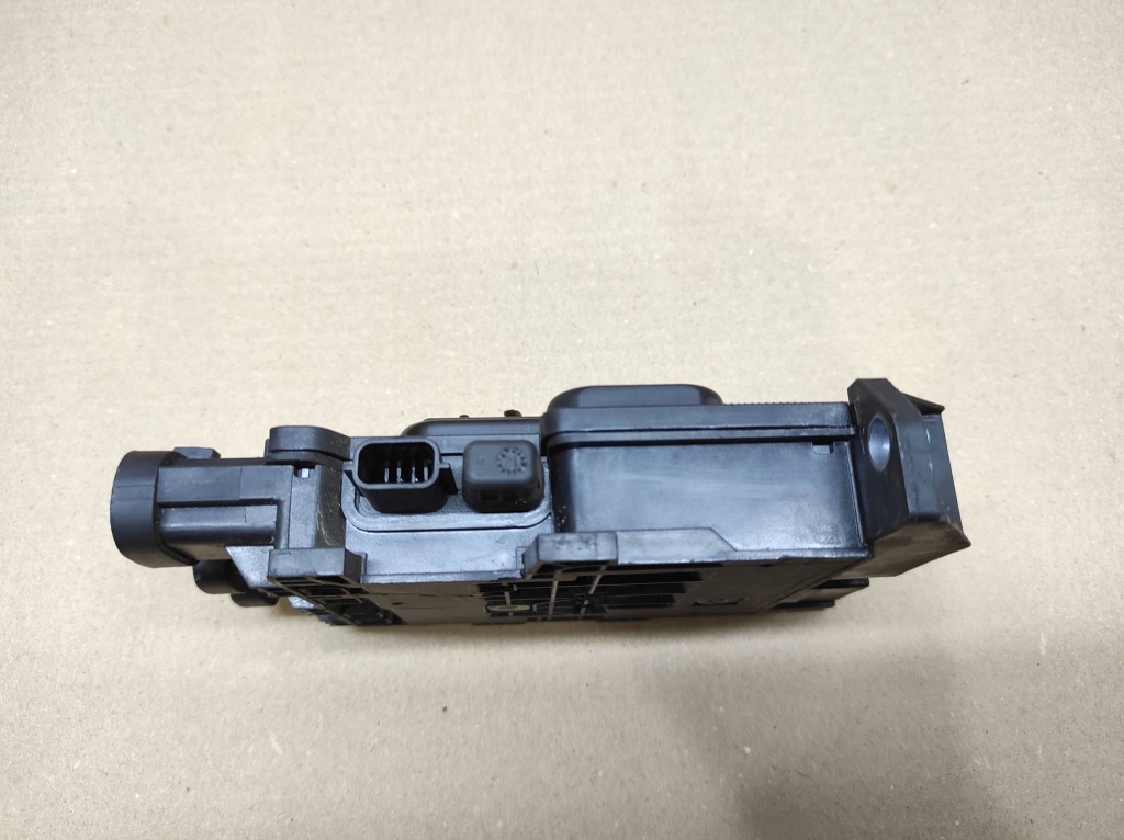 Модуль блок управления аккумулятор renault scenic 3 megane 3 243800007r Оригинал