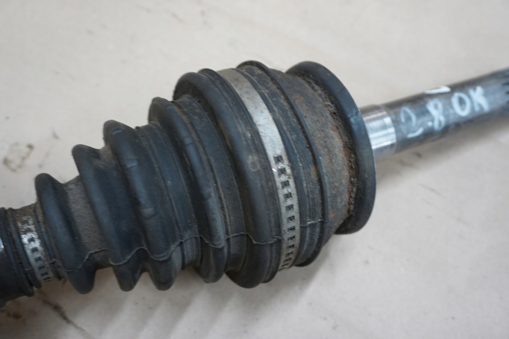 фото №5, Isuzu trooper приводной вал шарнир левый перед 2,8 td 84-91r