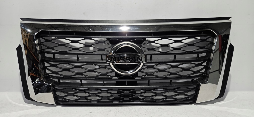 фото №1, Решётка радиатора решётка радиатора nissan primastar nv300 lift 21- 623102355r новый оригинал