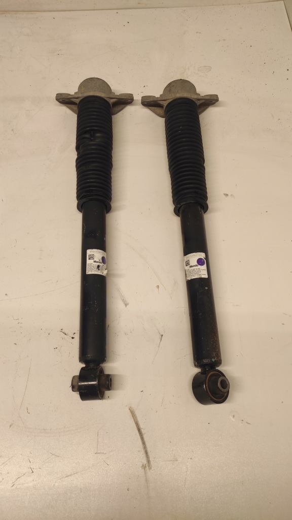 фото №1, Амортизаторы задняя задние hyundai tucson ii 15-20