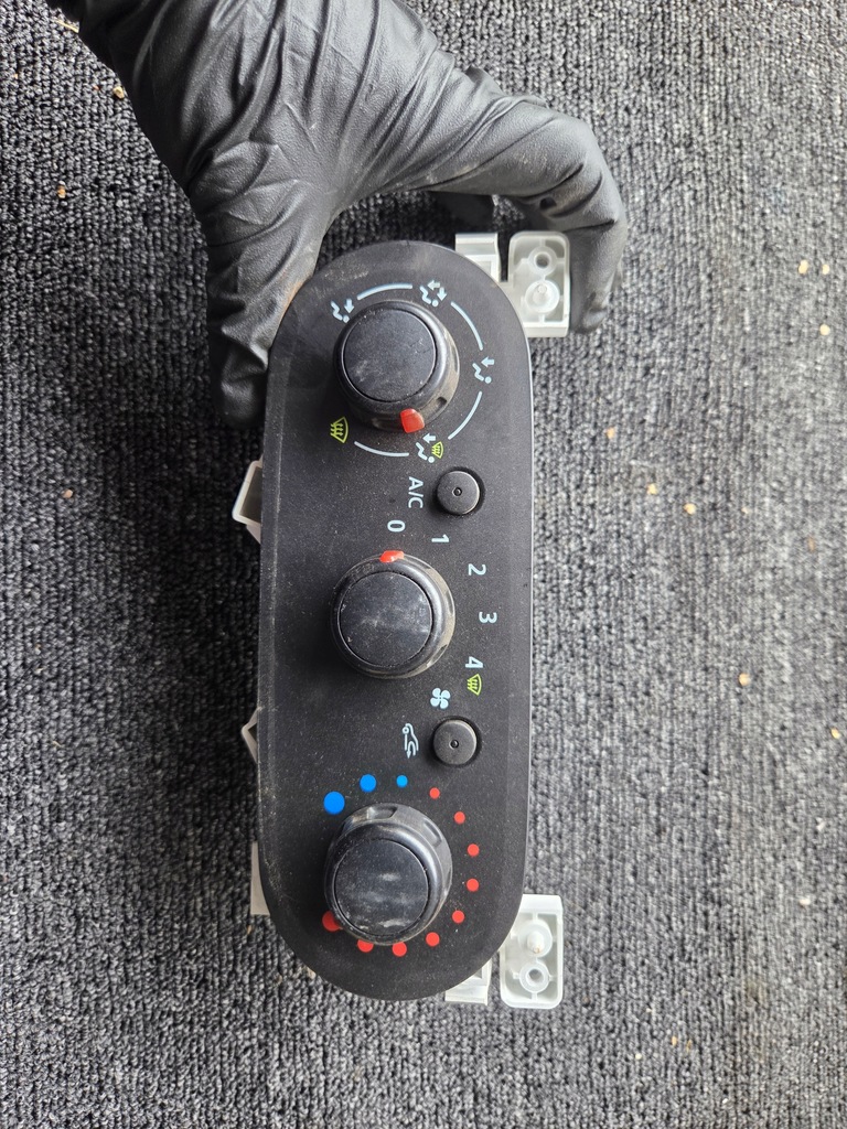 фото №1, Панель кондиционера opel vivaro b renault trafic iii 14r.- e1093049ac