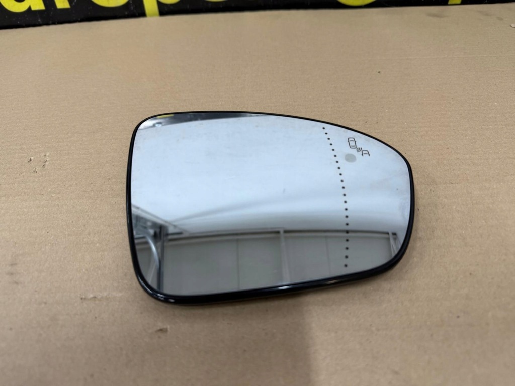 Купити Renault clio v 19- дзеркало скло вкладиш правого дзеркало асистент blis-em