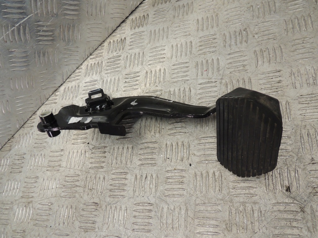 фото №1, Peugeot 2008 lift педаль тормоза