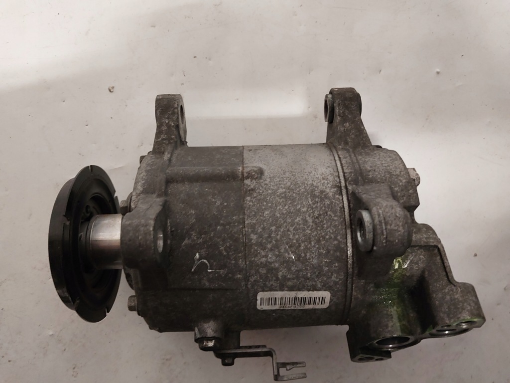 Насос компресор кондиціонера bmw f10 f11 mini f55 Зі Шроту