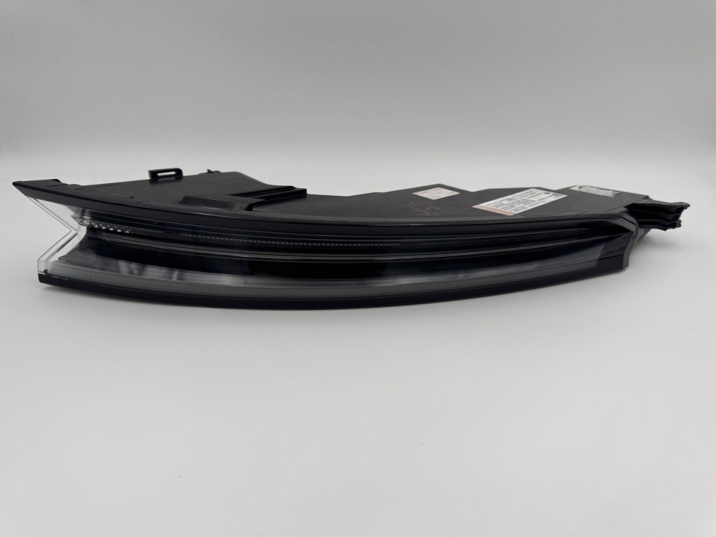 фото №1, Porsche taycan лампа левая левый задняя usa 9ja945307