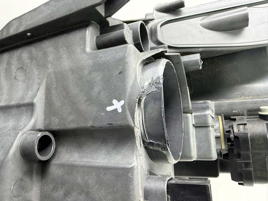 фото №9, Peugeot 2008 lift лампа передняя правый перед 9814739580