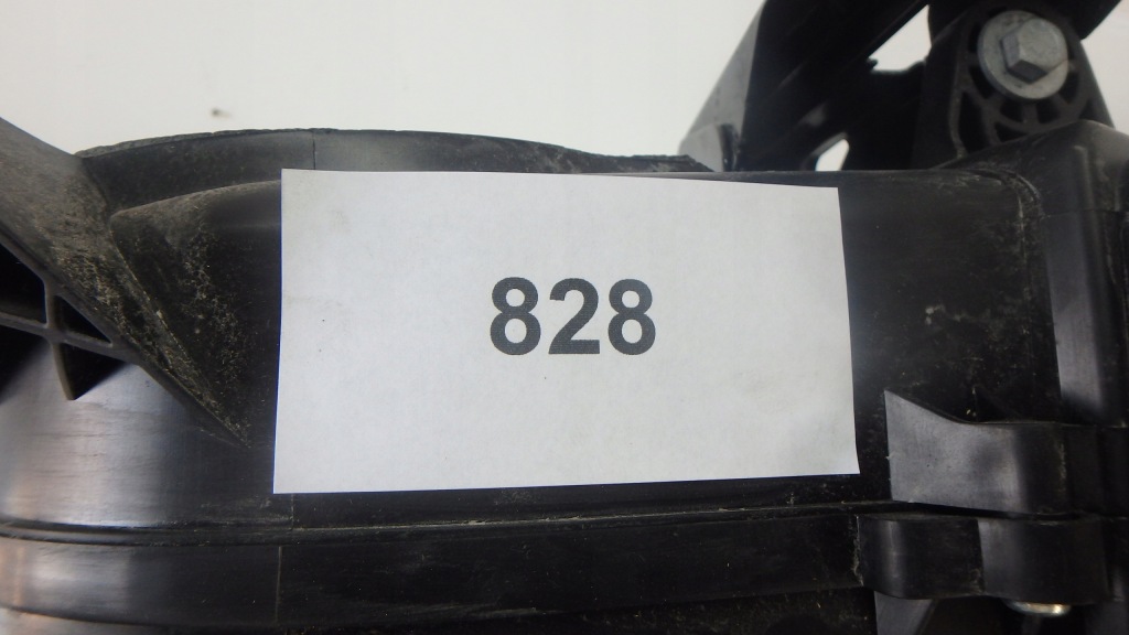 Mercedes ml w164 вентилятор обігрівач задній 929565v + резистор 2208209210 Недорого