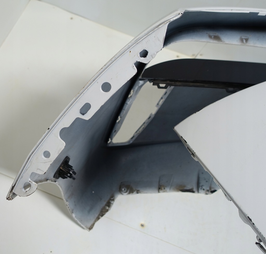 фото №10, Bmw 7 g70 m-pakiet 2022- pod 6 датчиков pdc бампер передний перед