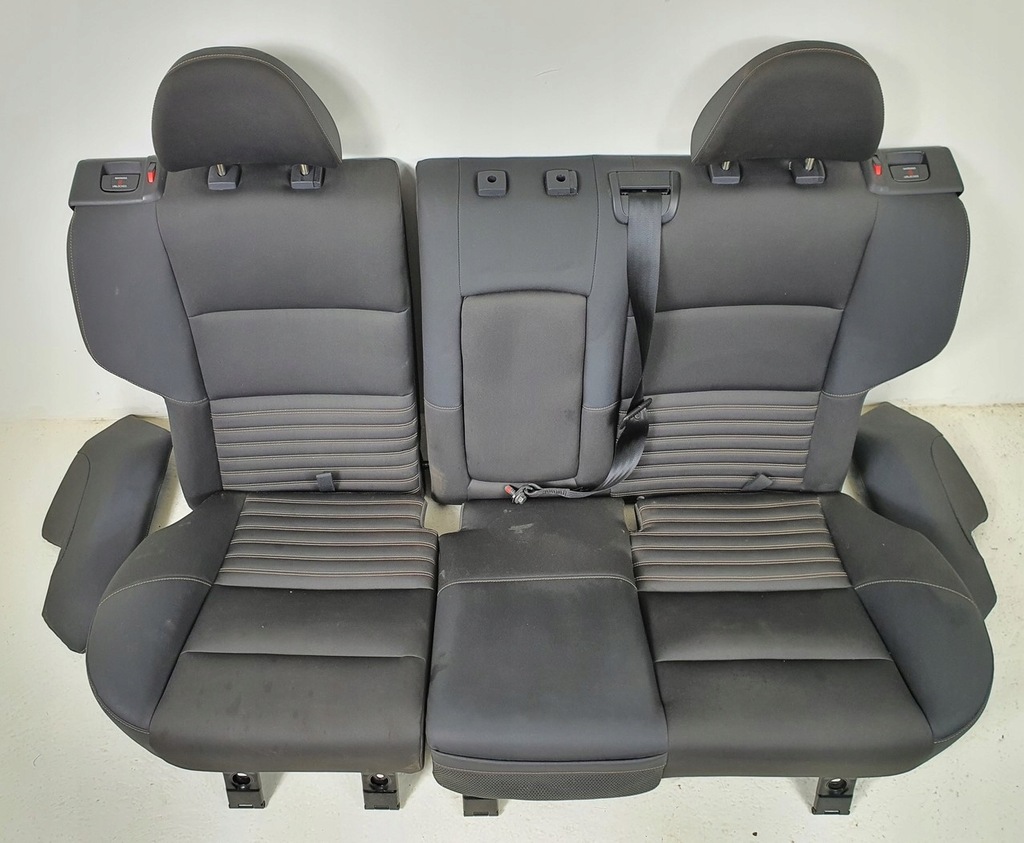 фото №1, Заднее сиденье задняя задняя обшивки volvo v50