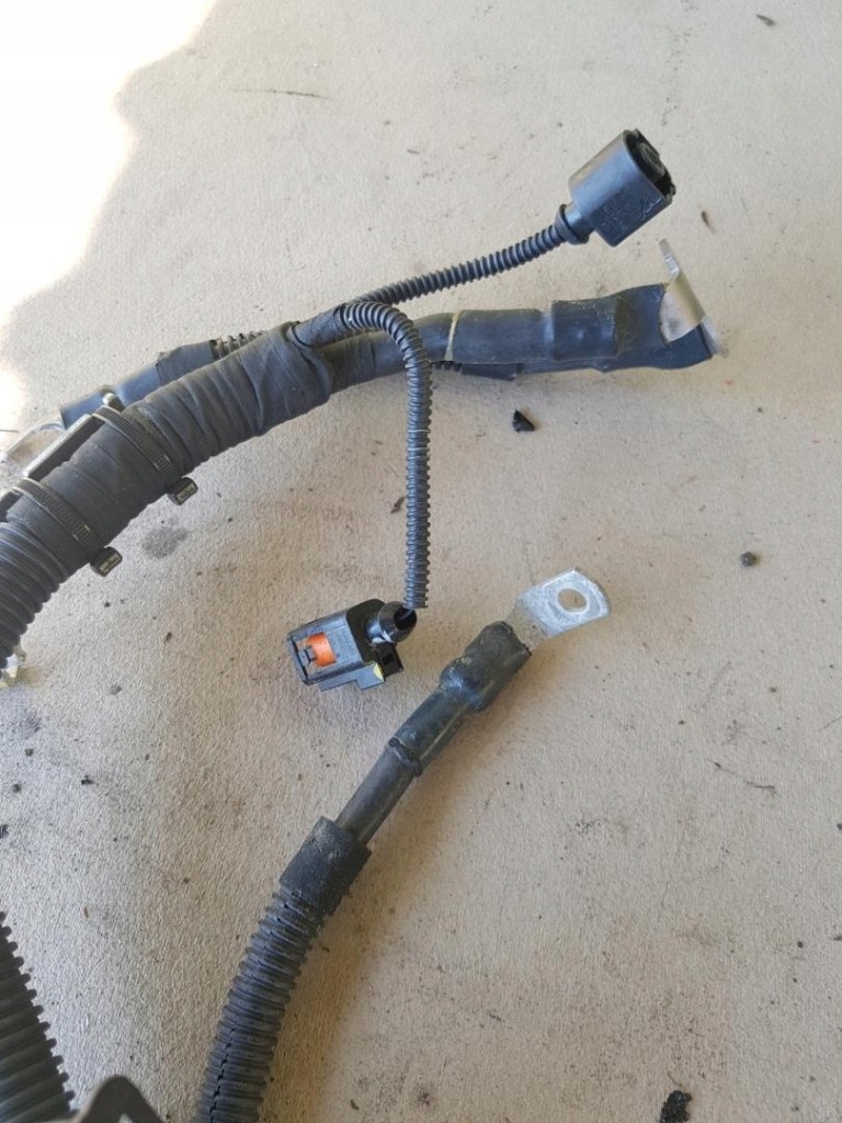 Жгут клемма аккумулятор touareg iii 4m0971228db с Разборки