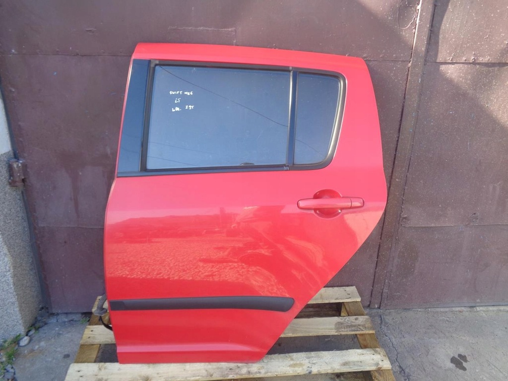 фото №1, Дверь левая задняя задние suzuki swift iv mk6 5d 2004- лак: z9t
