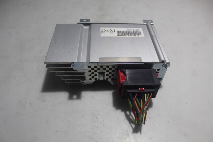 фото №2, Підсилювач радіо citroen ds3