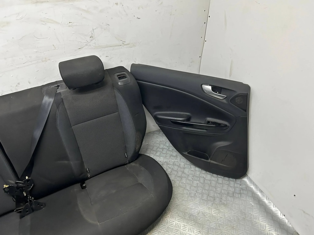 фото №9, Сидіння сидіння заднє сидіння комплект alfa romeo giulietta