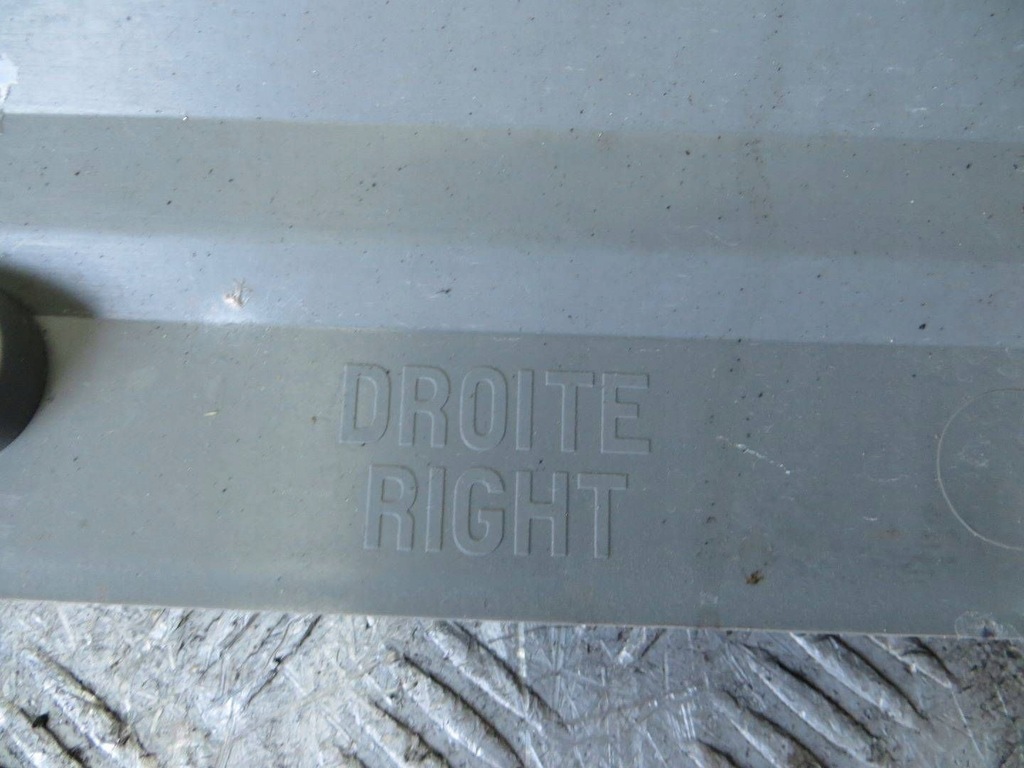 фото №6, Trafic vivaro ii защита обивка правая задняя 8200007077