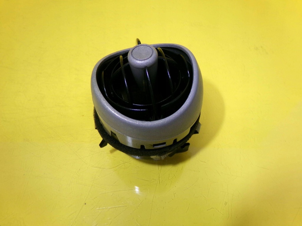 фото №1, Бічна решітка обдув ліва smart forfour mr951841 nr1210