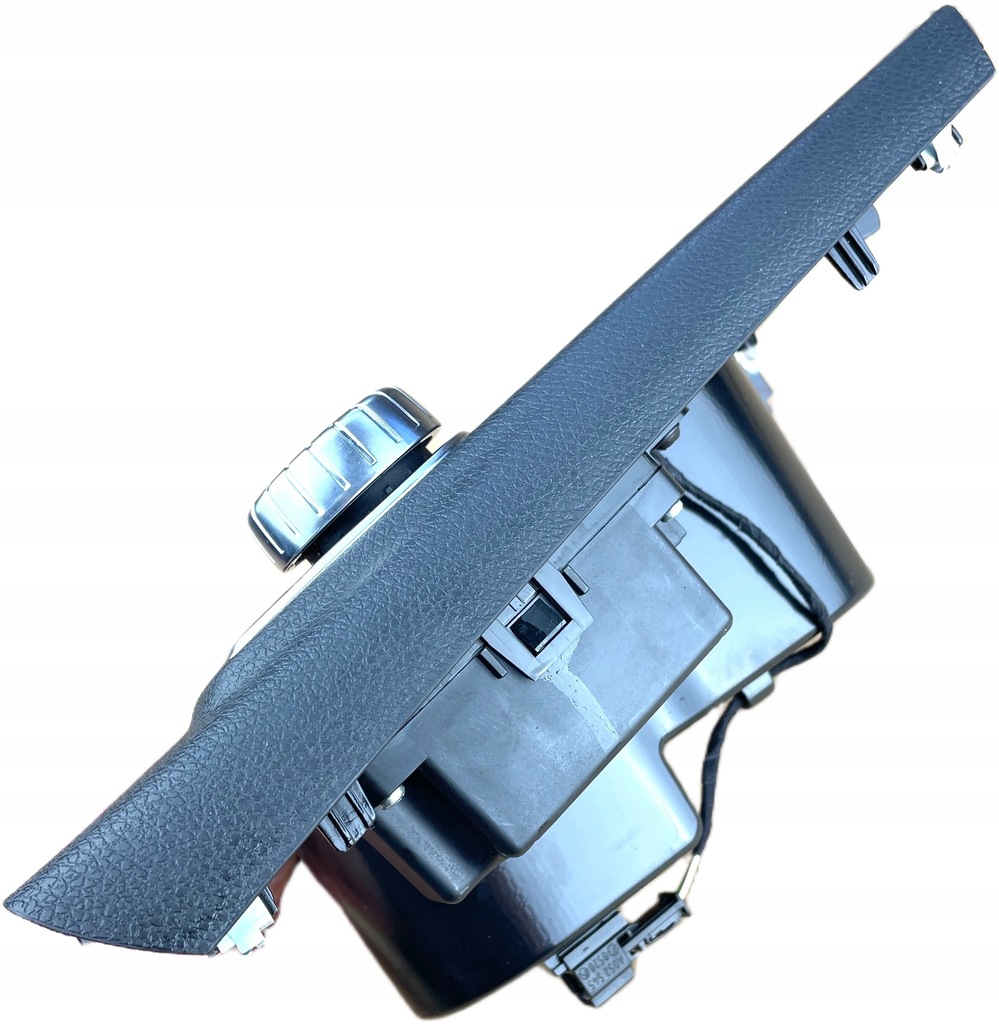 фото №6, Mercedes x117 c117 w117 cla w176 кронштейн na кружки кружка idrive бардачок