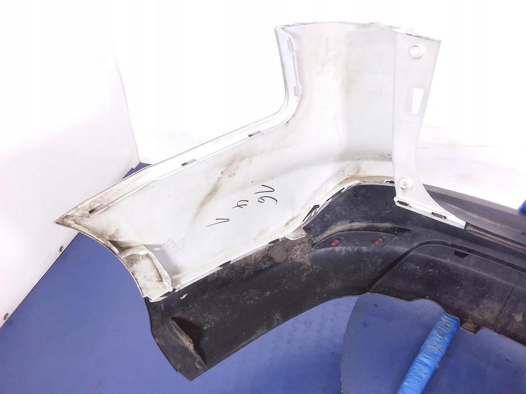 фото №16, Ford focus mk3 kombi бампер задняя