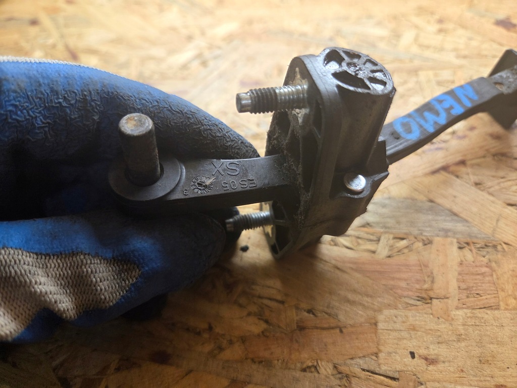 фото №7, Ограничитель дверь citroen nemo bipper fiorino