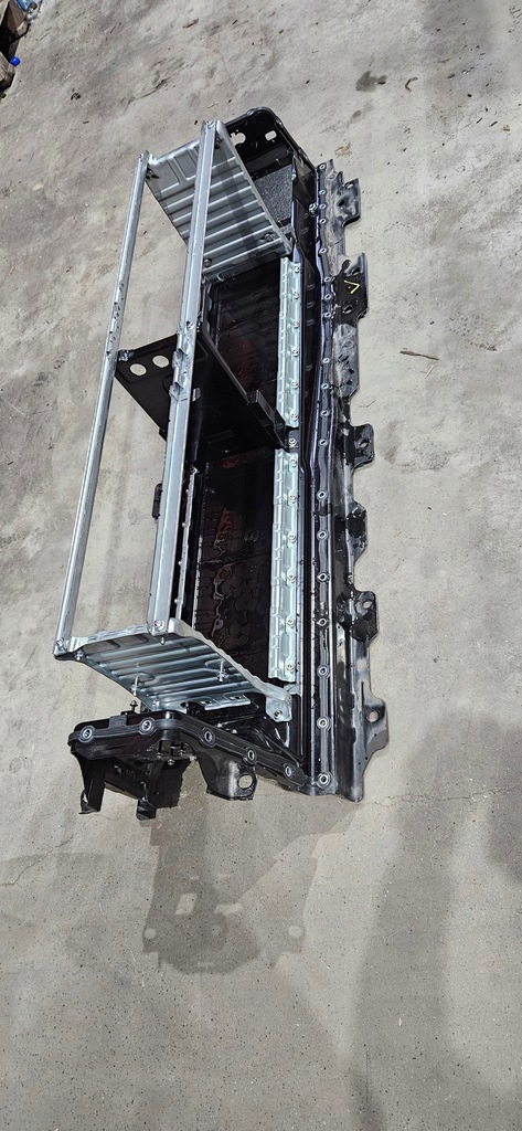 фото №7, Volvo t6 t8 recharge plug in hybrid акумулятор корпус 31673714