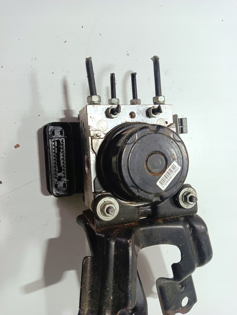 фото №1, Насос abs toyota yaris iii 89541-0d330