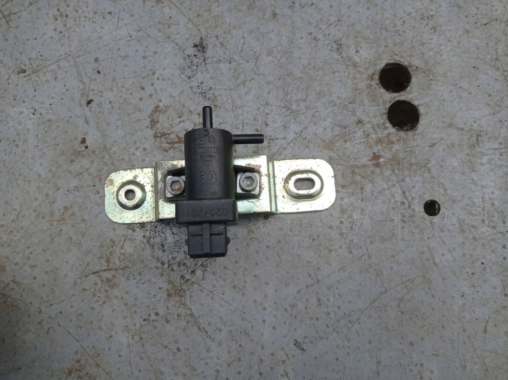 фото №1, Клапан вакуумa renault 8200762162