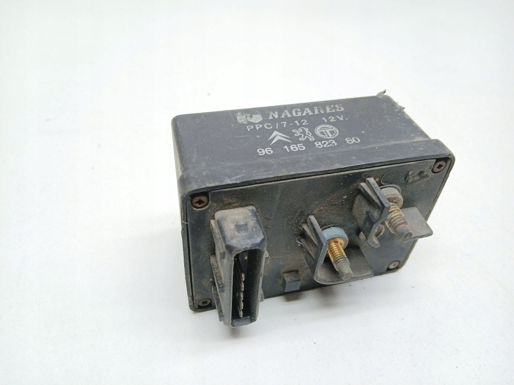 фото №1, Peugeot partner 2000 реле / модуль системы отопления предварительного