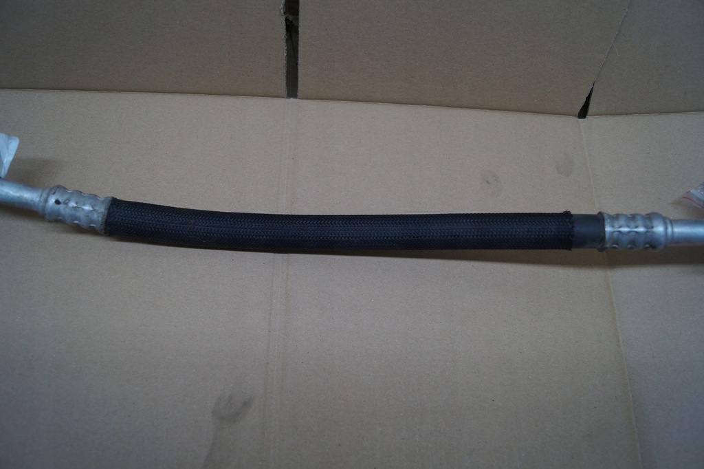 фото №10, Quattroporte шланг кондиціонера 670004933