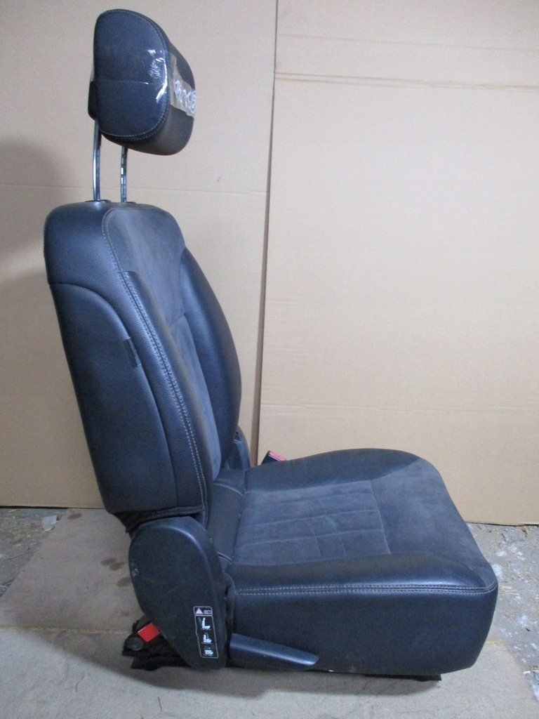 фото №8, Сиденье правый задняя mercedes w251