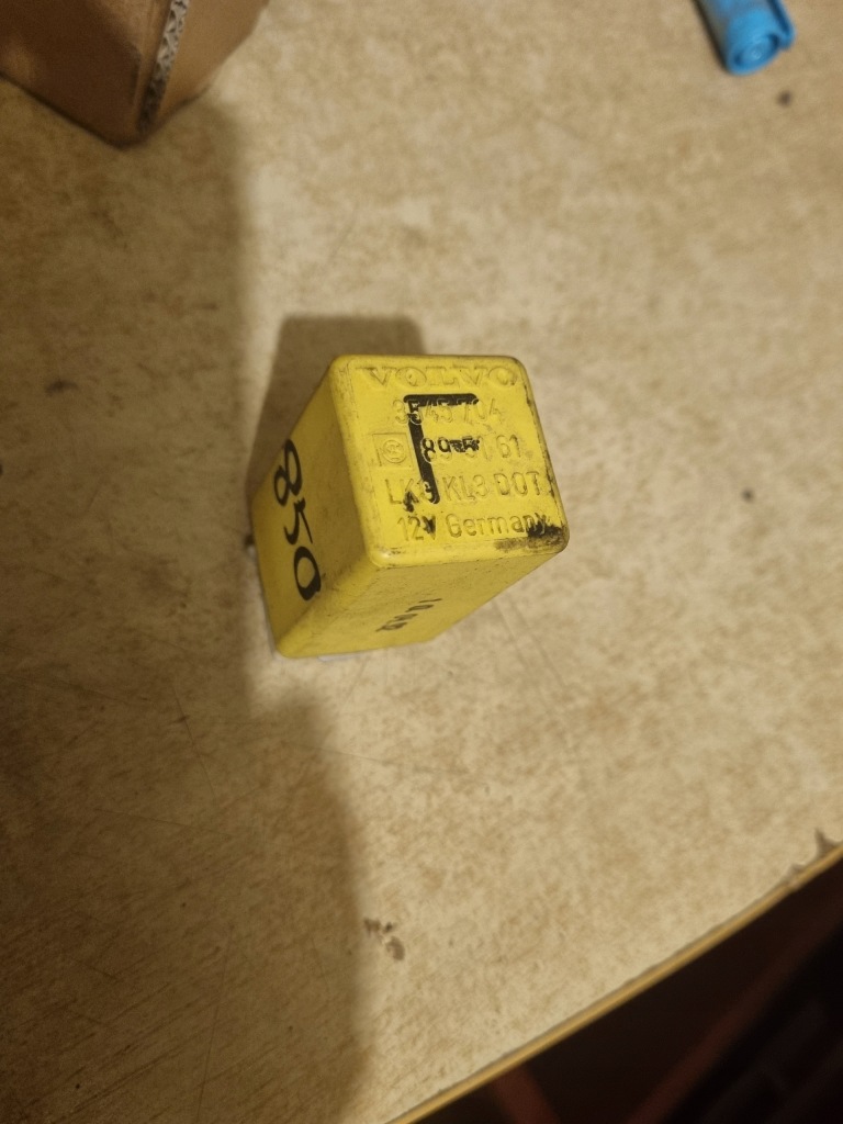 фото №1, Реле f volvo 850