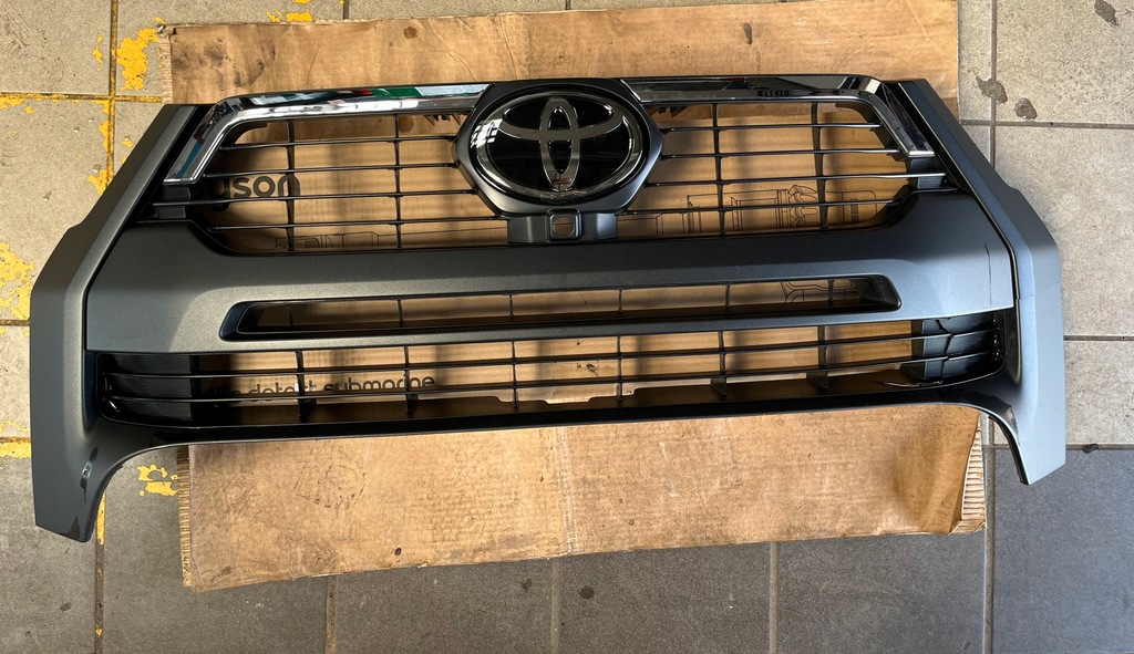 фото №4, Решётка радиатора, решётка радиатора toyota hilux