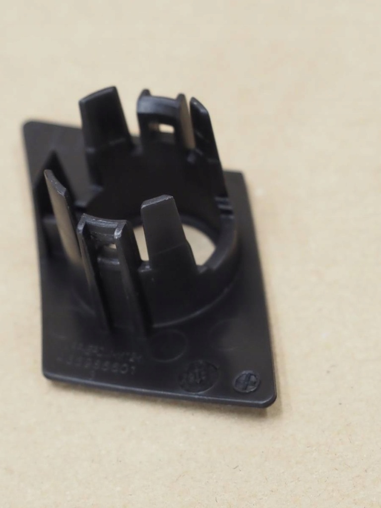 Купить Кронштейн корзина датчика pdc opel crossland 13477166