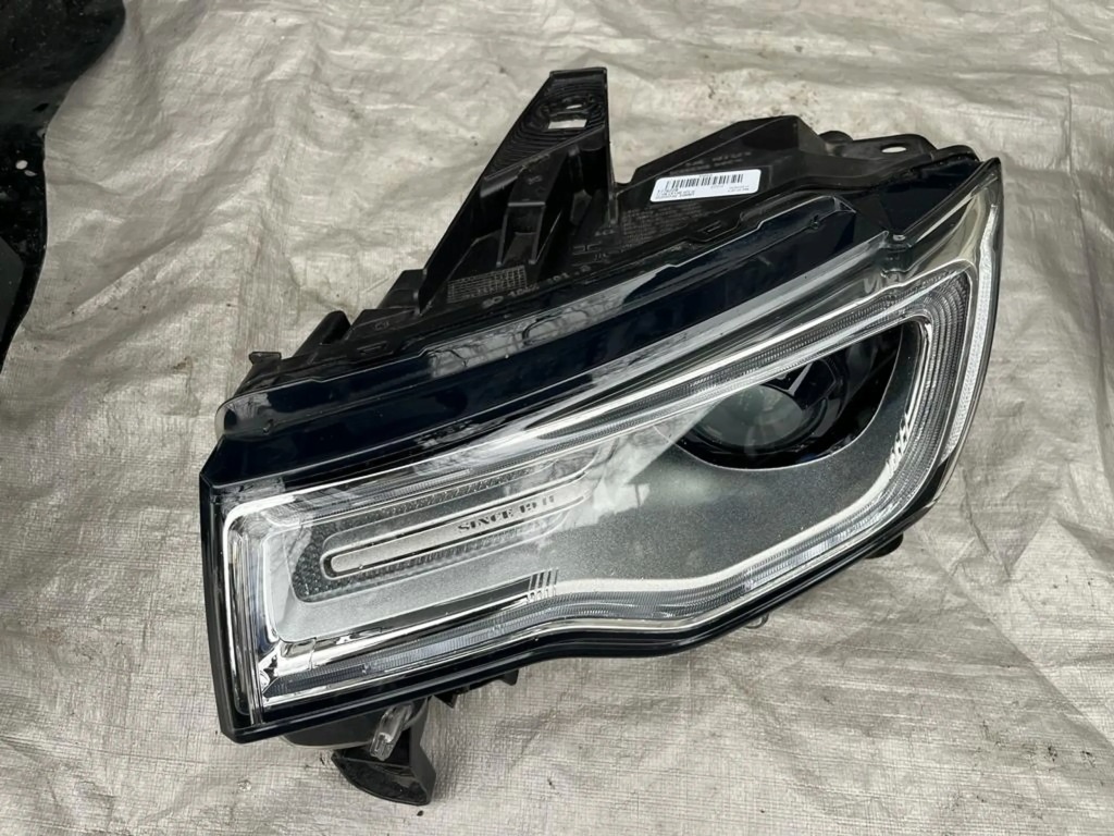 фото №6, Jeep grand cherokee wk2 капот крила бампер pas лампи