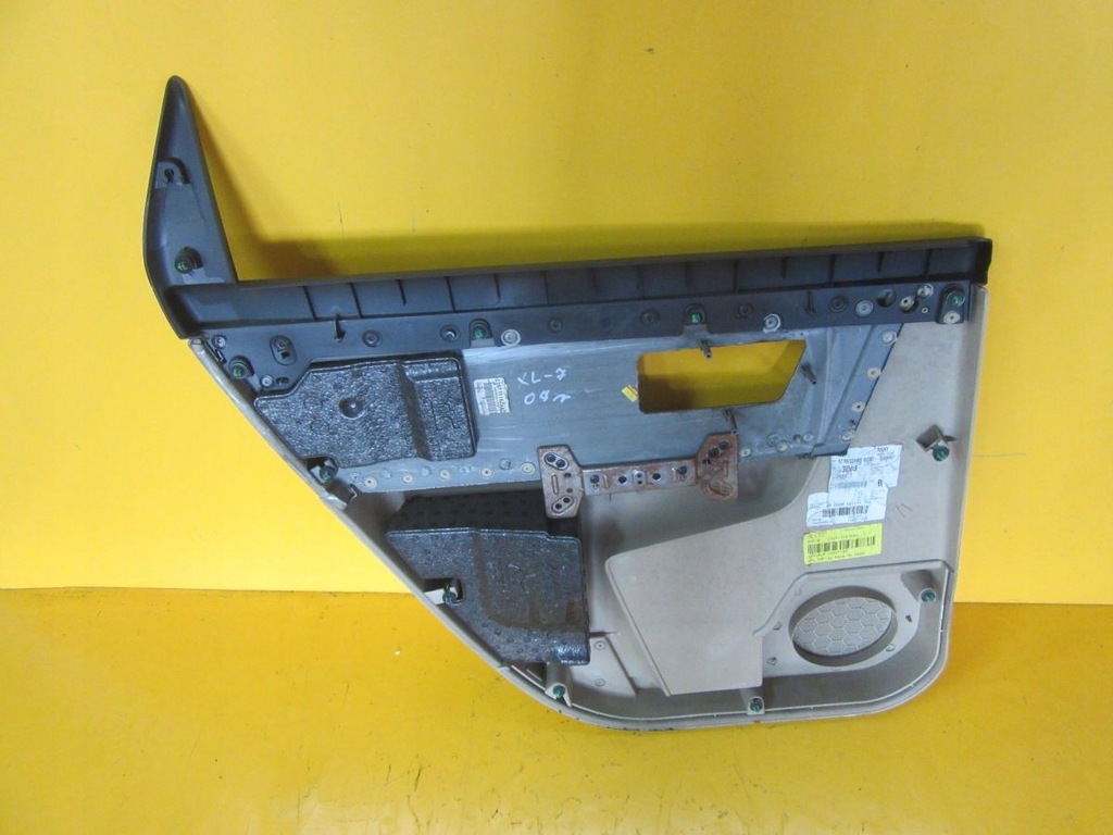 фото №5, Suzuki xl7 2007 обшивка задня