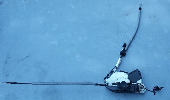 фото №1, Замок двері лівий перед vw passat b8