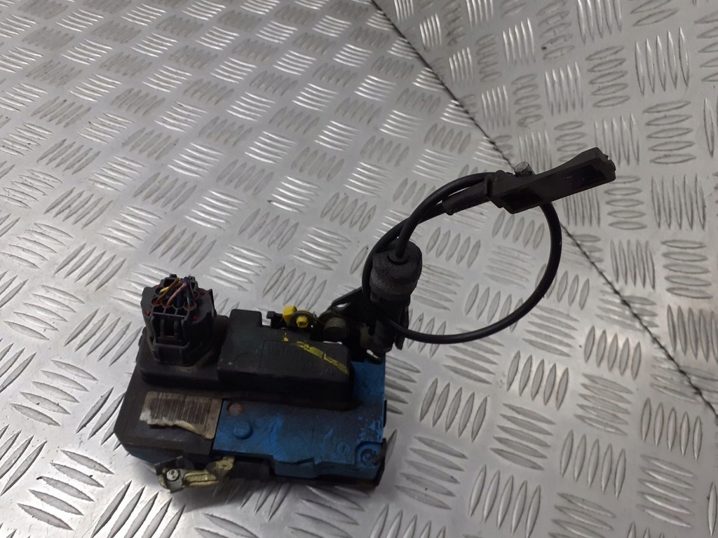 фото №1, Замок дверь правый перед volvo s80 8pin