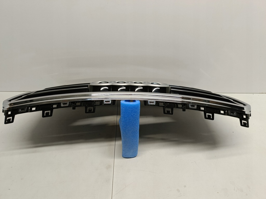 фото №16, Audi a7 s7 4g8 10- решітка радіатора решітка радіатора решітка бампера передній 4g8853651c