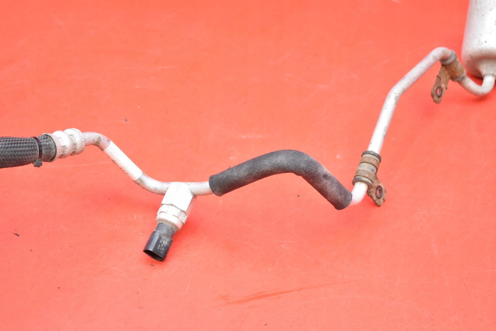 фото №3, Шланг трубка кондиционера 1031671-00-i tesla s lift awd performance 16-21