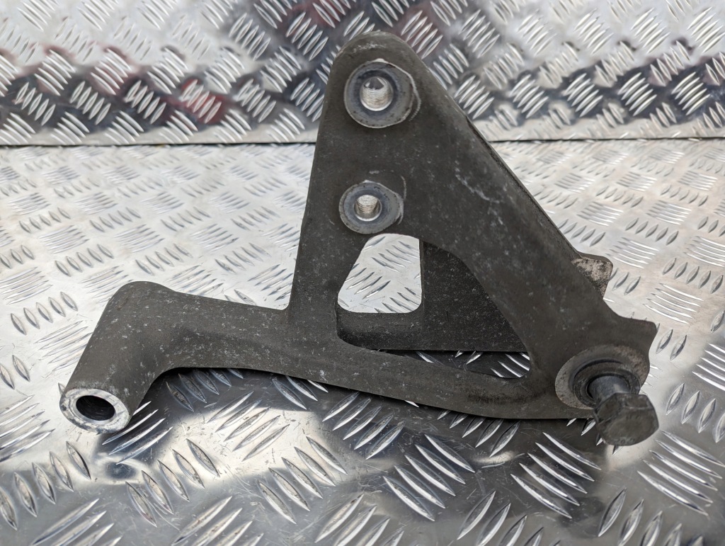 фото №2, Кронштейн цилиндра кабины scania s ntg